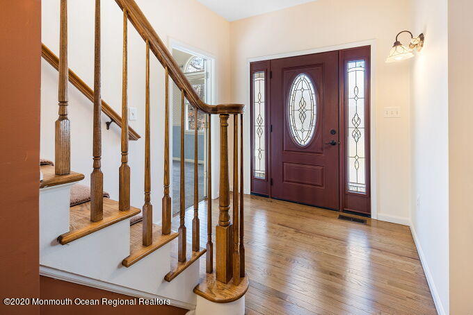 1317 Ridge Avenue Manahawkin, NJ 08050 - Photo 7 of 69 Entrance looking out