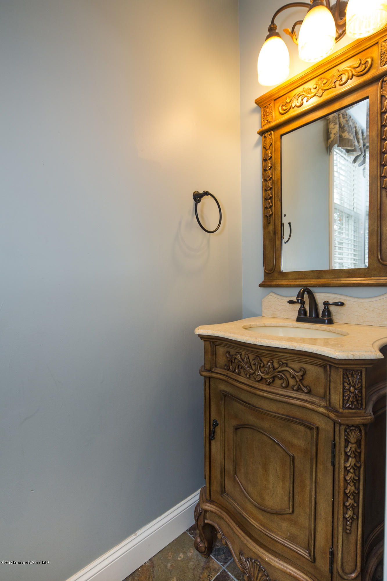 8 Blacksmith Pass Colts Neck, NJ 07722 - Photo 19 of 40 21_Powder Room