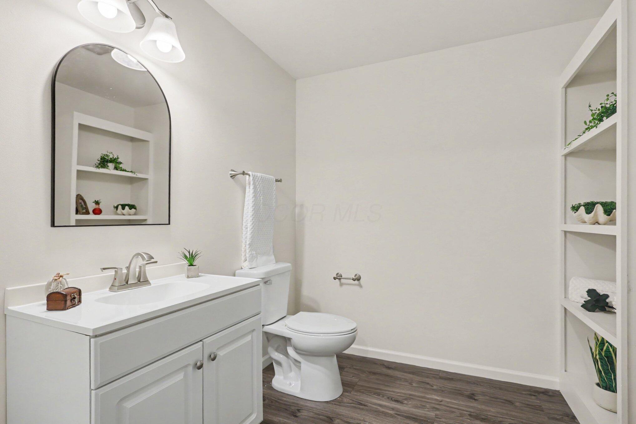 356 Ridgefield Drive Delaware, OH 43015 - Photo 22 of 29 Lower Level Half Bath
