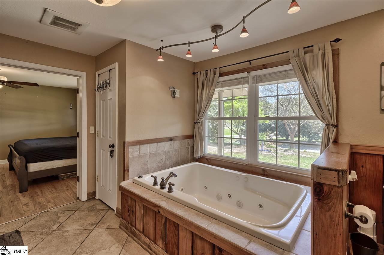 152 Turner Hill Road Easley, SC 29642 - Photo 16 of 36 Gallery Image 16