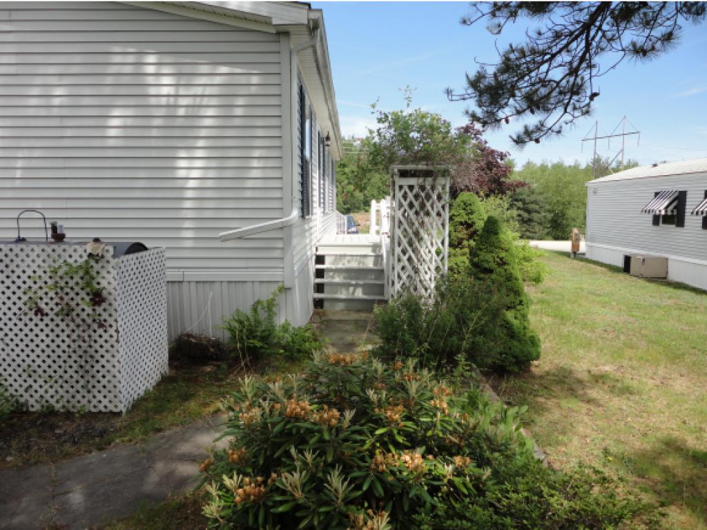 5 Country Lane Rochester, NH 03867 - Photo 22 of 23