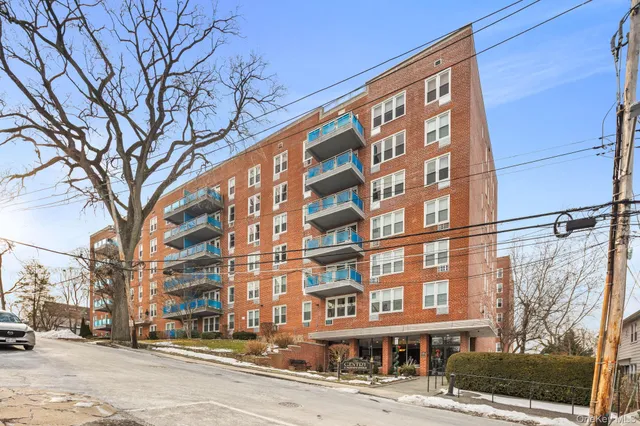 $270,000 | 21 Fairview Avenue, Unit 616, Tuckahoe, NY 10707