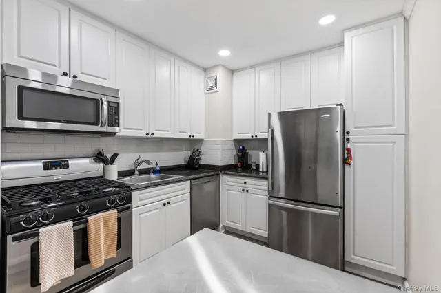 $270,000 | 21 Fairview Avenue, Unit 616, Tuckahoe, NY 10707