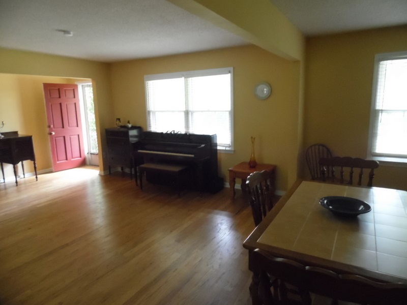 1107 Shoreview Drive Seneca, SC 29672 - Photo 2 of 20