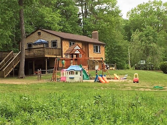 9 Old Coffeetown Road Deerfield, NH 03037 - Photo 1 of 28 Gallery Image 1