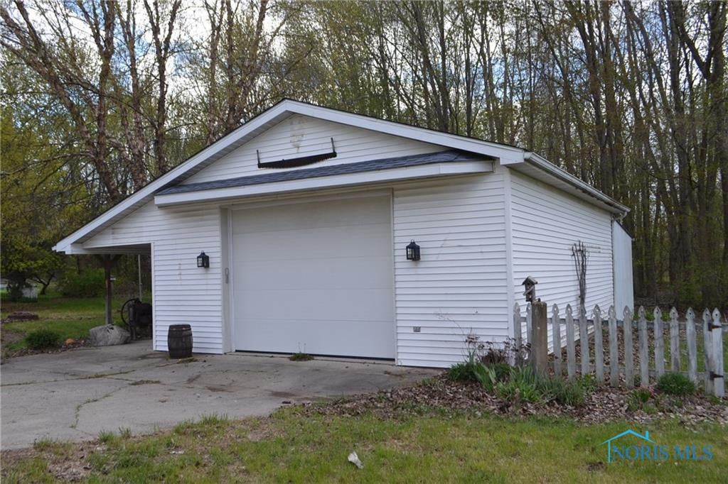 1710 Berkey Road Swanton, OH 43558 - Photo 4 of 24 Gallery Image 4