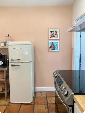 a view of workspace with furniture