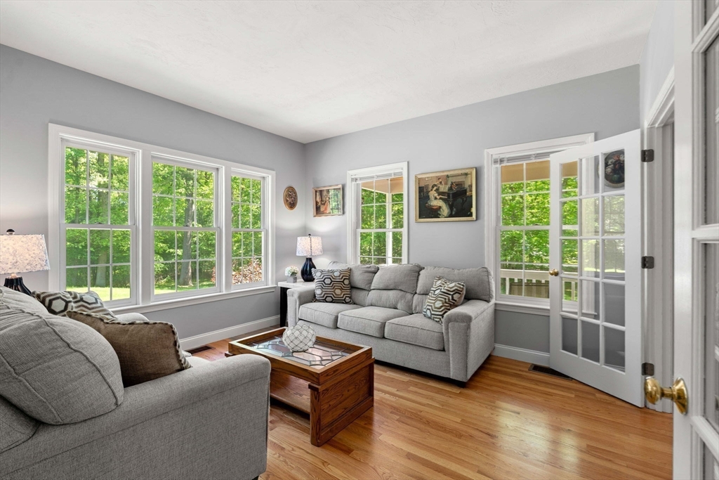 193 Gratuity Road Groton, MA 01450 - Photo 9 of 42
