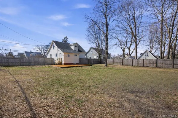 $659,000 | 173 Ferndale Boulevard, Islip, NY 11751
