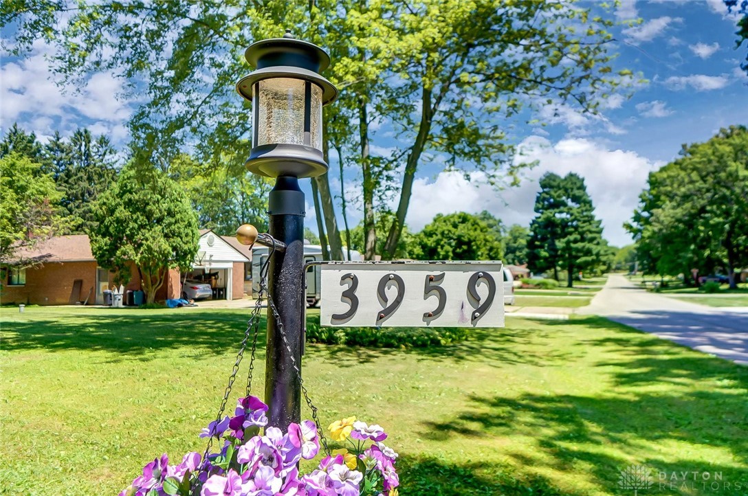 3959 Rexford Road Beavercreek, OH 45430 - Photo 6 of 53