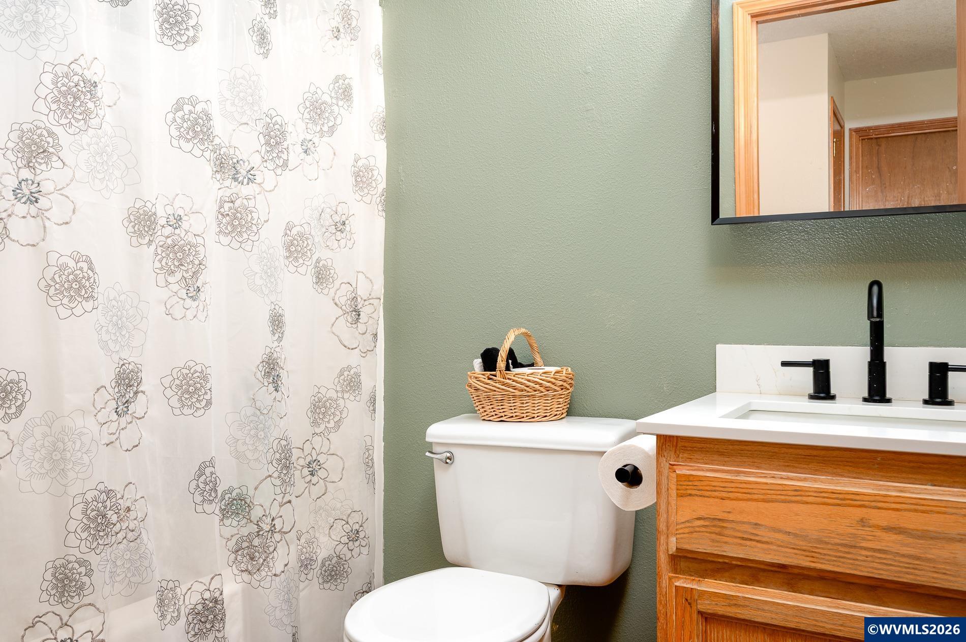 11240 Southeast Cranberry Loop Clackamas, OR 97015 - Photo 27 of 49