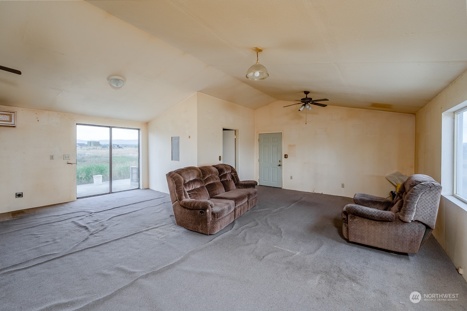 10016 Rd H Northwest Ephrata, WA 98823 - Photo 5 of 25 Gallery Image 5