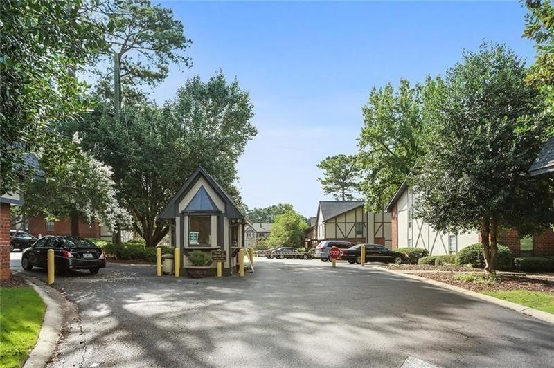 6851 Roswell Road, Unit K6 Atlanta, GA 30328 - Photo 2 of 21