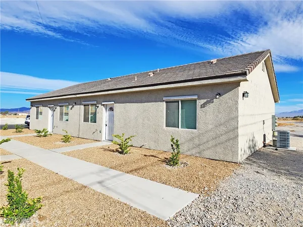 $1,240 | 1111 Sixshooter Avenue, Unit 2B, Pahrump, NV 89048