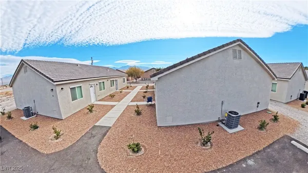 $1,240 | 1111 Sixshooter Avenue, Unit 2B, Pahrump, NV 89048