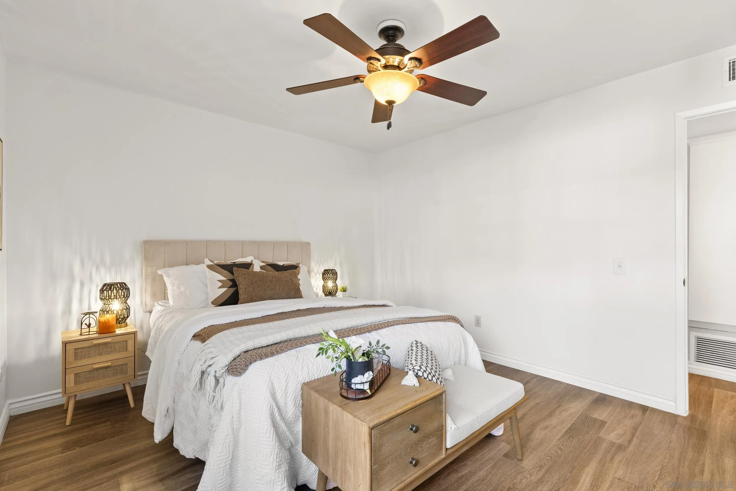 5989 Rancho Mission Road, Unit 103 San Diego, CA 92108 - Photo 12 of 24