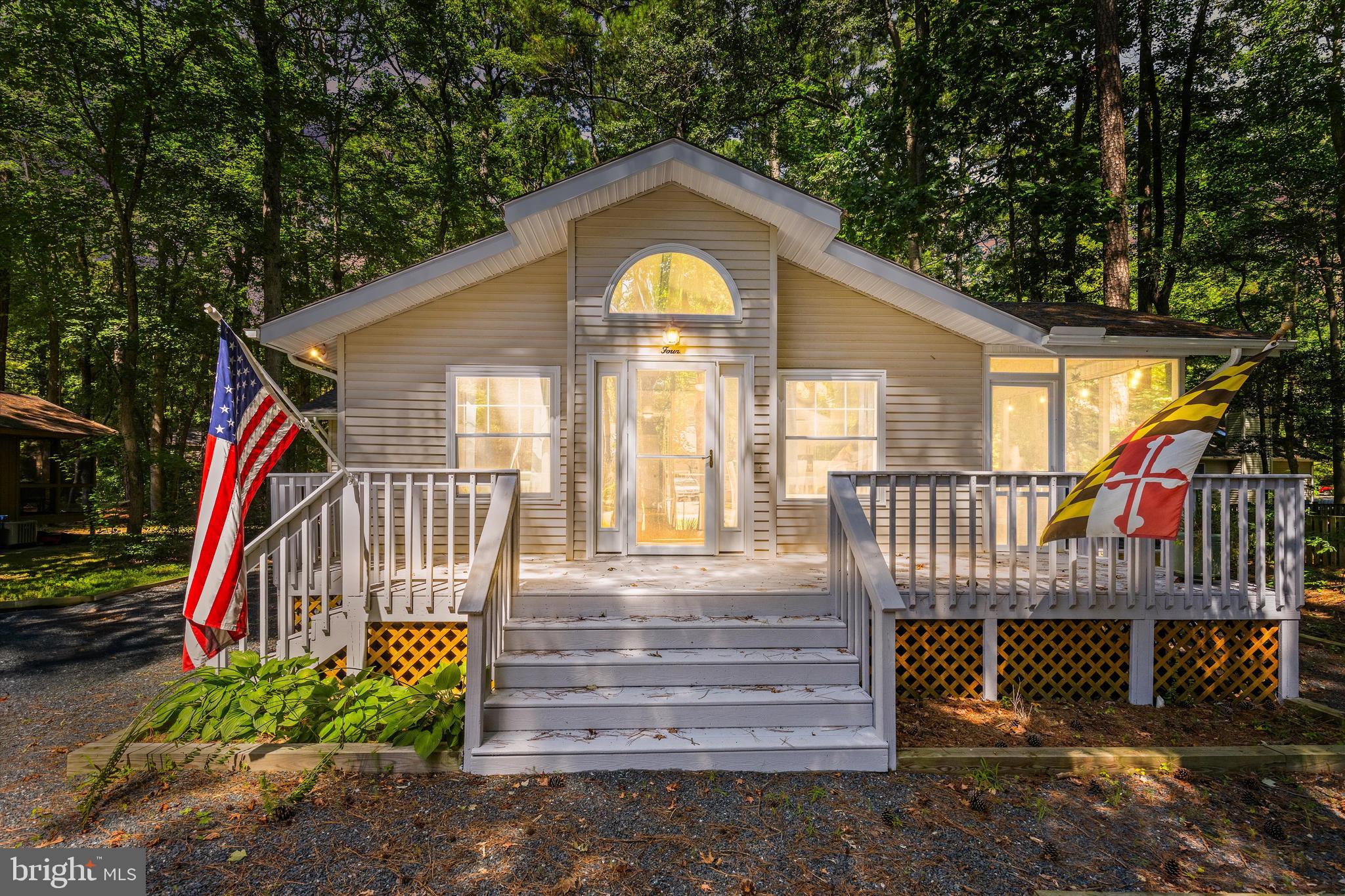 4 Haven End Ocean Pines, MD 21811 - Photo 37 of 37 a front view of a house with garden