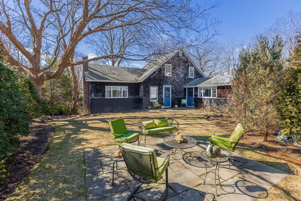 34 R Mugford Street Marblehead, MA 01945 - Photo 8 of 37 Gallery Image 8