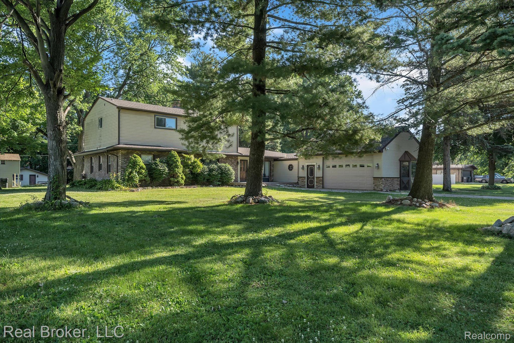 21420 Superior Road Taylor, MI 48180 - Photo 2 of 50 Gallery Image 2