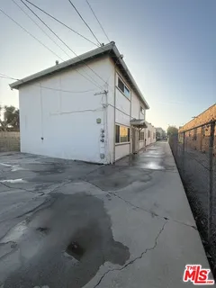 $1,215,000 | 6544 South Victoria Avenue, Los Angeles, CA 90043