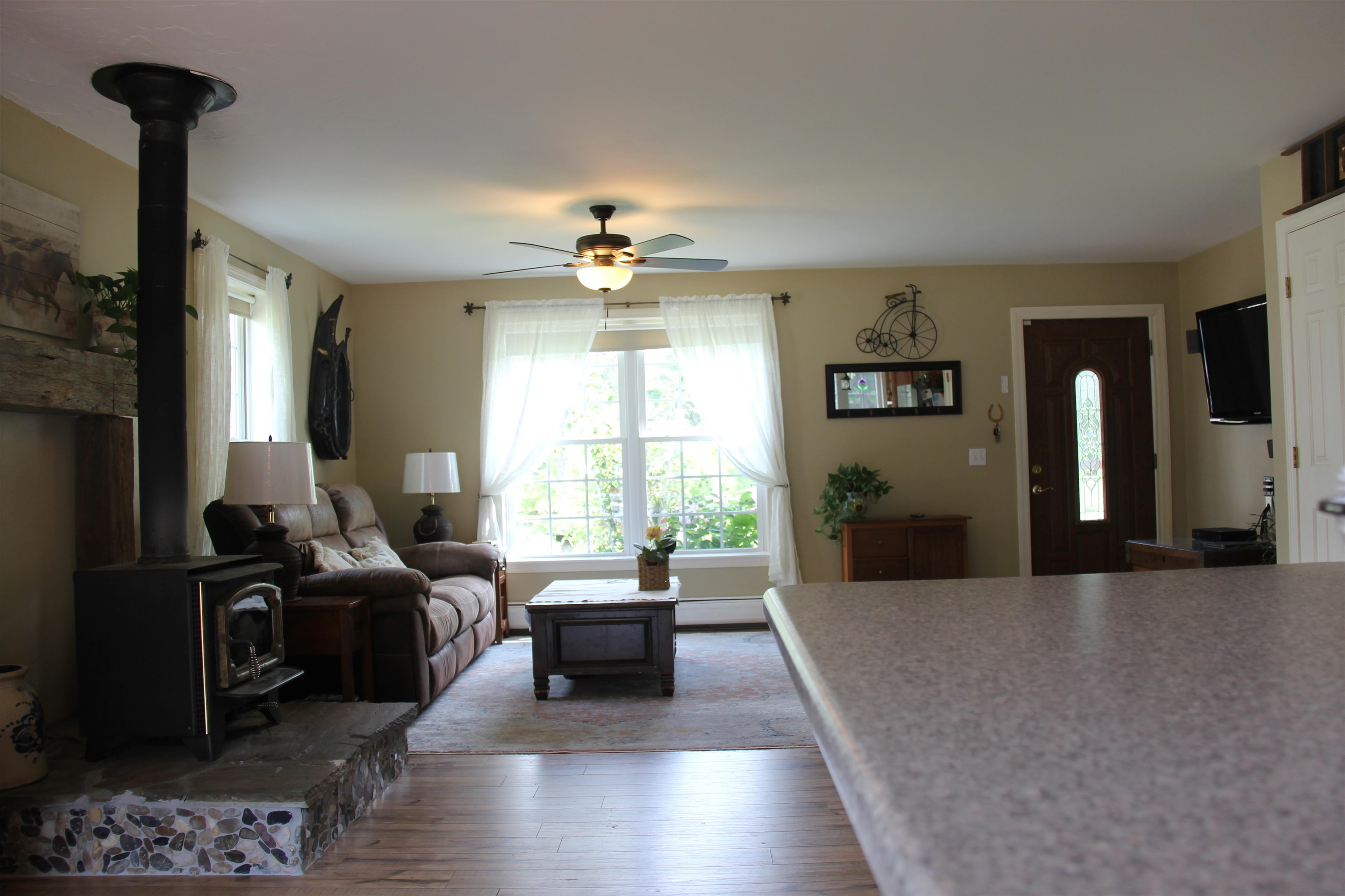 126 Spring Street Hopkinton, NH 03229 - Photo 3 of 17