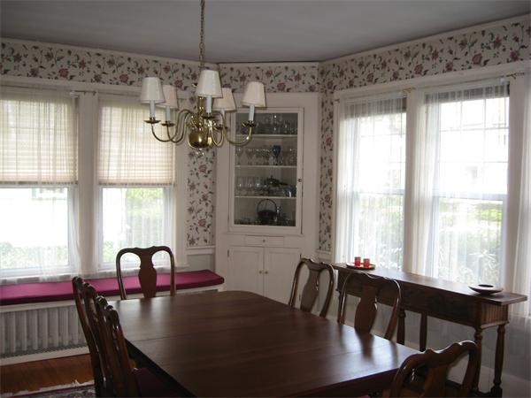 35 Maynard Road Northampton, MA 01060 - Photo 7 of 21 Gallery Image 7