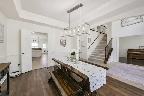 $599,500 | 9719 Wincrest Drive, Mont Belvieu, TX 77523