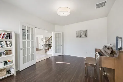 $599,500 | 9719 Wincrest Drive, Mont Belvieu, TX 77523