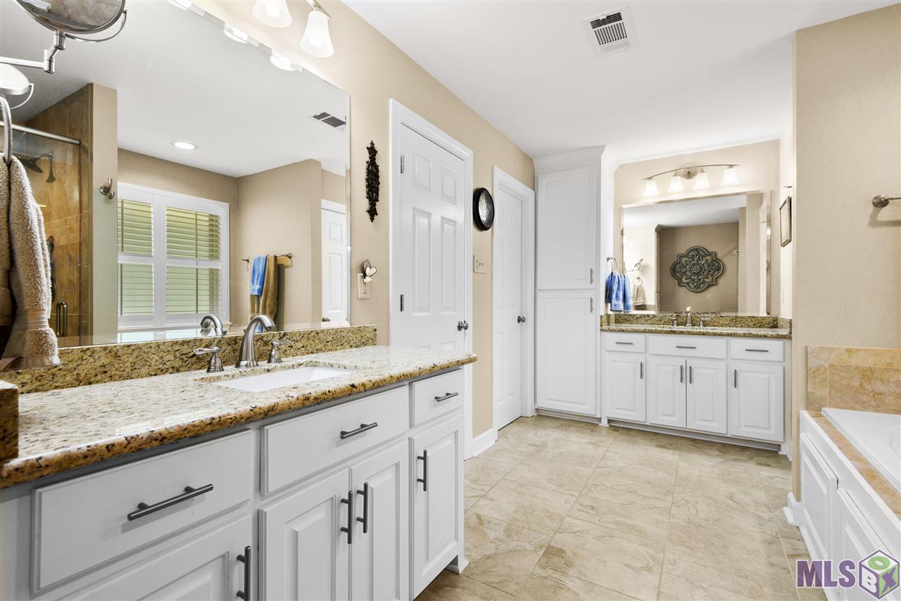 13476 Triple B Road Central, LA 70739 - Photo 17 of 28 masterbath