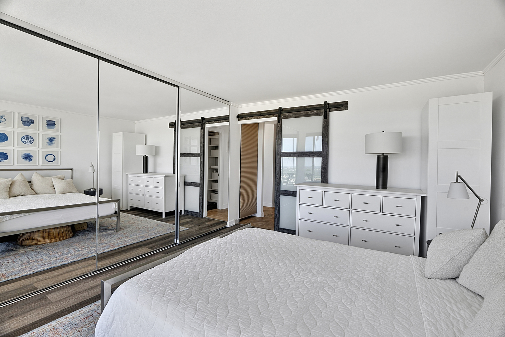 5455 North Sheridan Road, Unit 3515 Chicago, IL 60640 - Photo 41 of 68