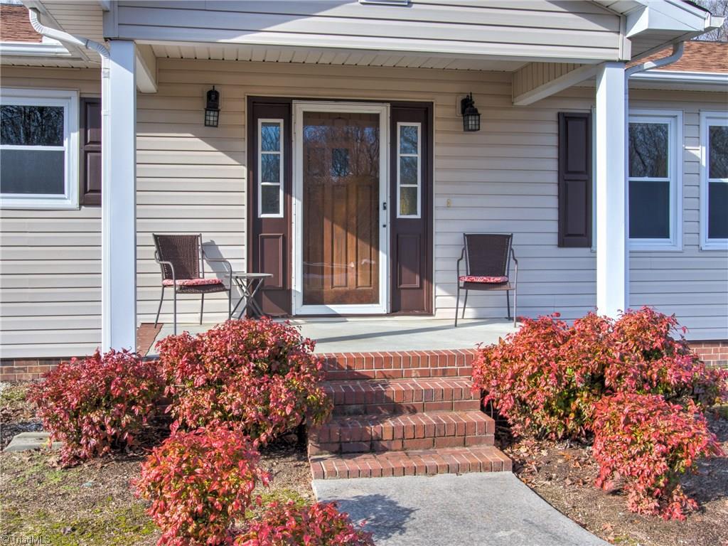 256 Bowers Road Thomasville, NC 27360 - Photo 3 of 30 Gallery Image 3