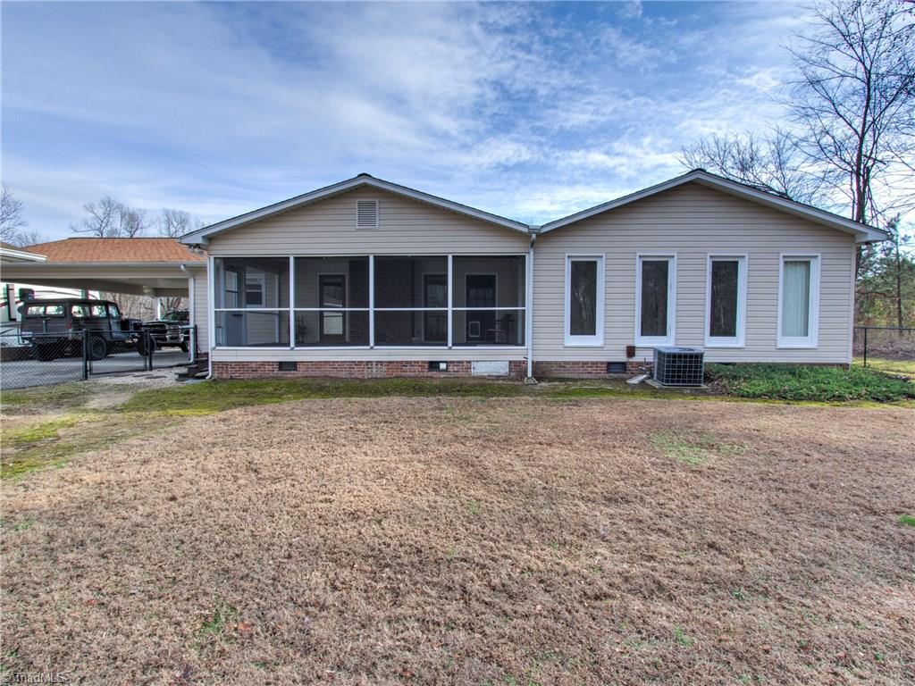 256 Bowers Road Thomasville, NC 27360 - Photo 5 of 30 Gallery Image 5