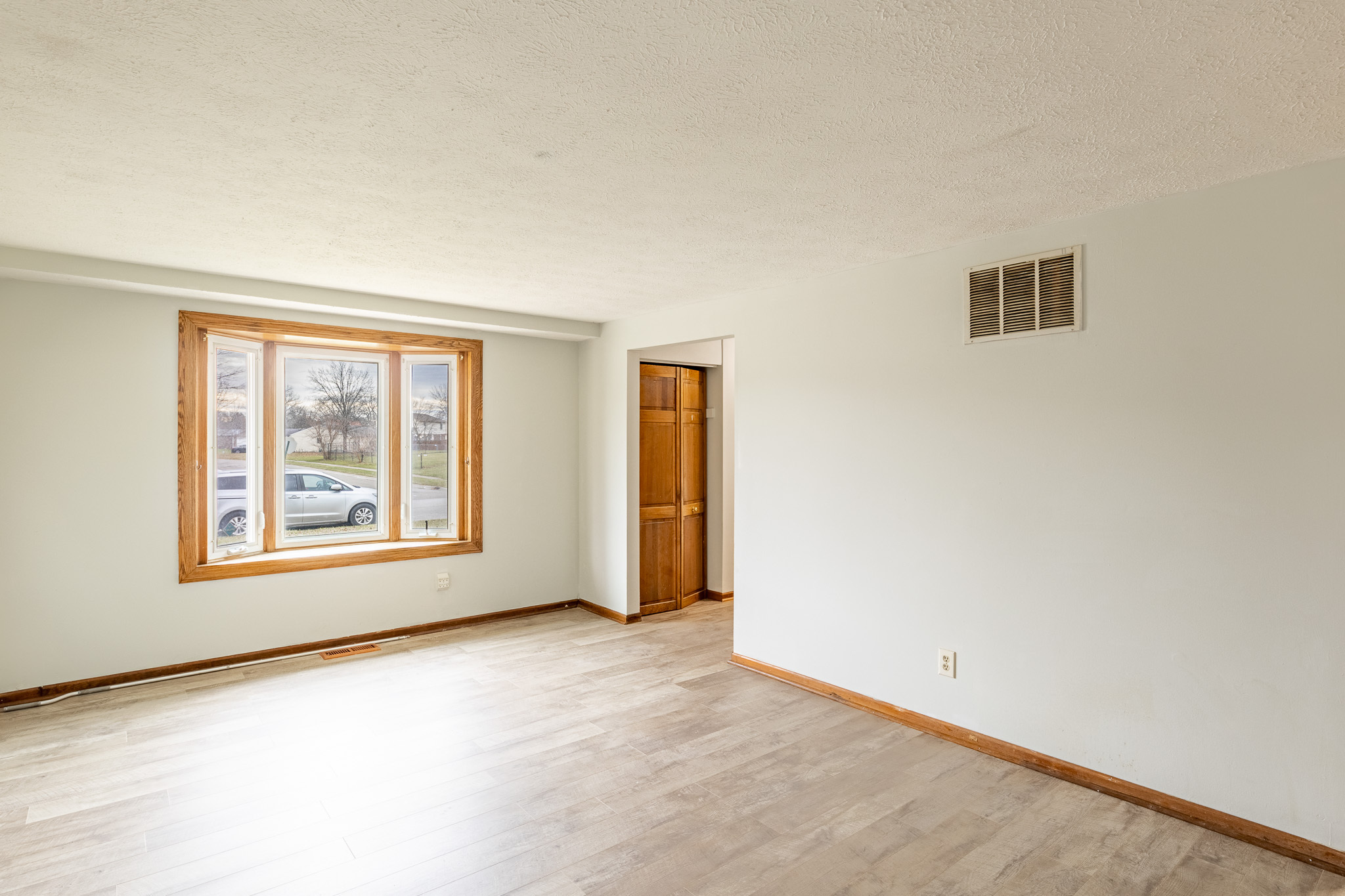 8314 Castle Farms Road Indianapolis, IN 46256 - Photo 6 of 50 Gallery Image 6