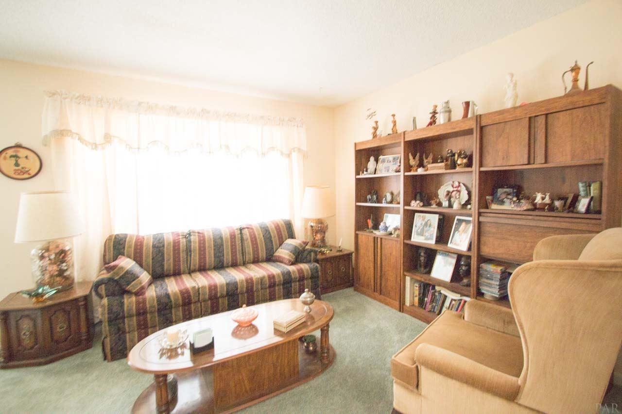 7185 Pearson Road Pensacola, FL 32526 - Photo 2 of 18 Gallery Image 2