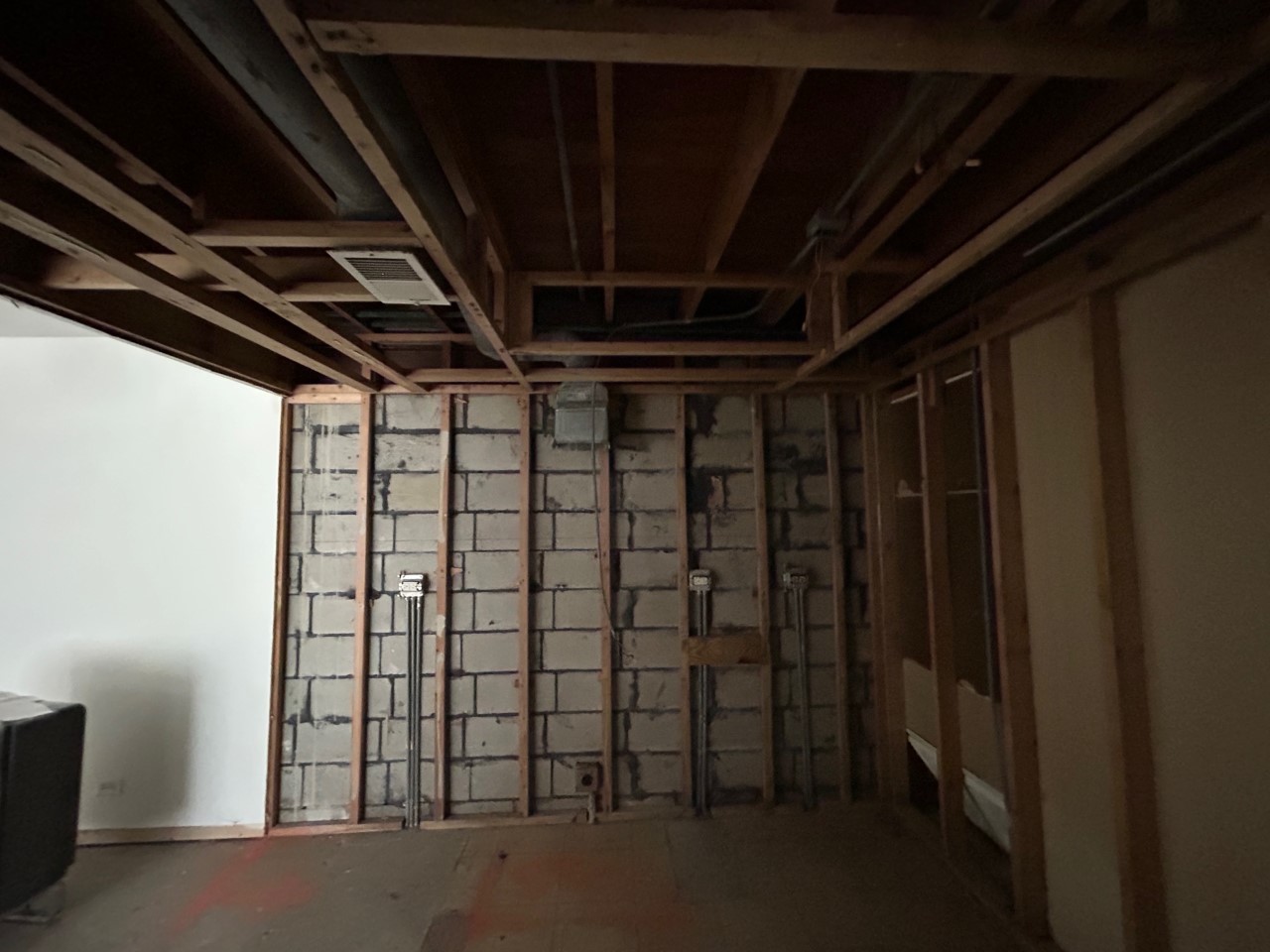 840 Elder Road, Unit A116 Homewood, IL 60430 - Photo 8 of 14 a view of storage and utility room