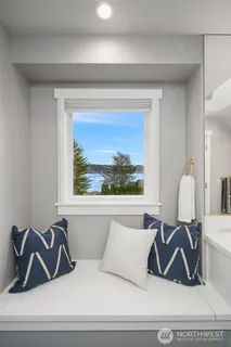$2,498,000 | 17120 Southeast 29th Place, Bellevue, WA 98008