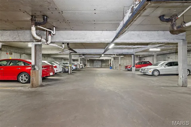 $795 | 4020 Lindell Boulevard, St. Louis, MO 63108