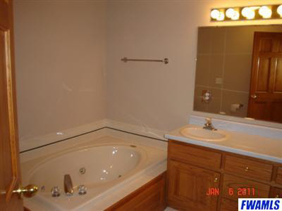 9534 Trading Post Road Leo, IN 46765 - Photo 24 of 29 Gallery Image 24