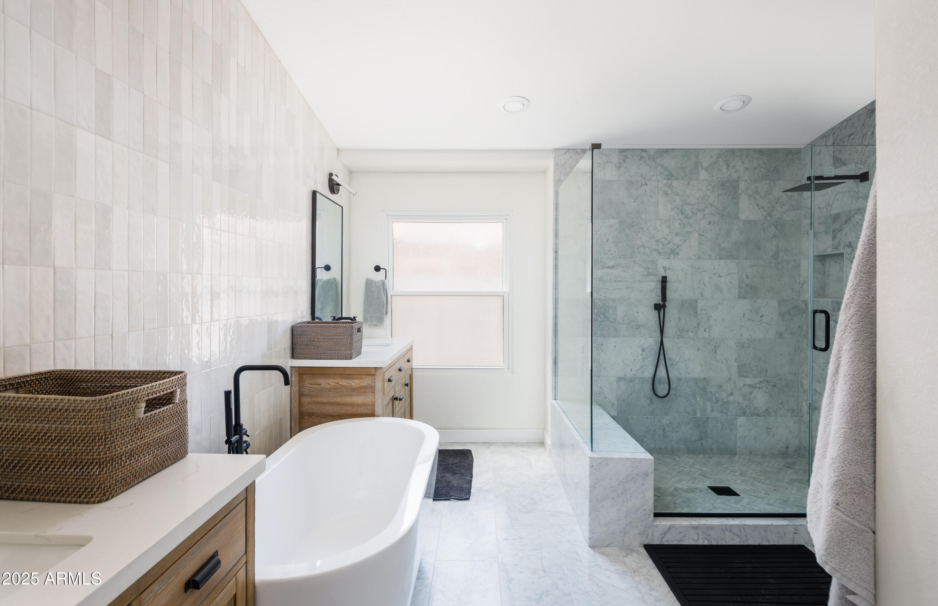 5502 East Grandview Road Scottsdale, AZ 85254 - Photo 25 of 42 a bathroom with a sink a toilet and shower
