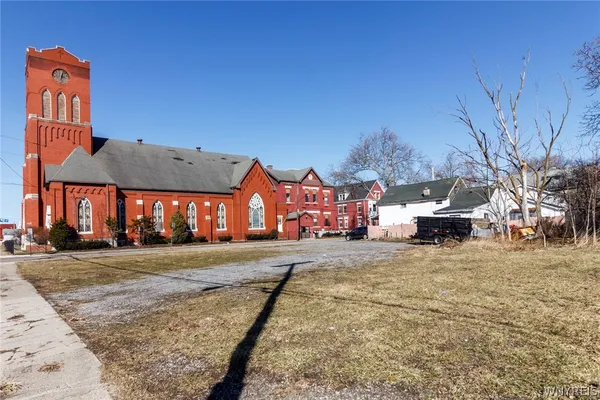 $100,000 | 59 Peckham Street, Buffalo, NY 14206