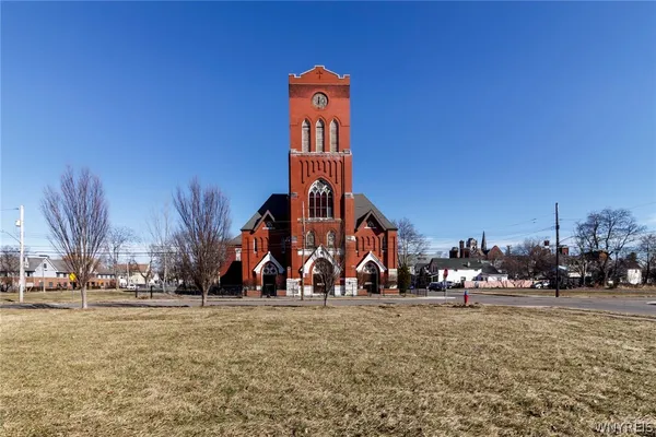 $100,000 | 59 Peckham Street, Buffalo, NY 14206