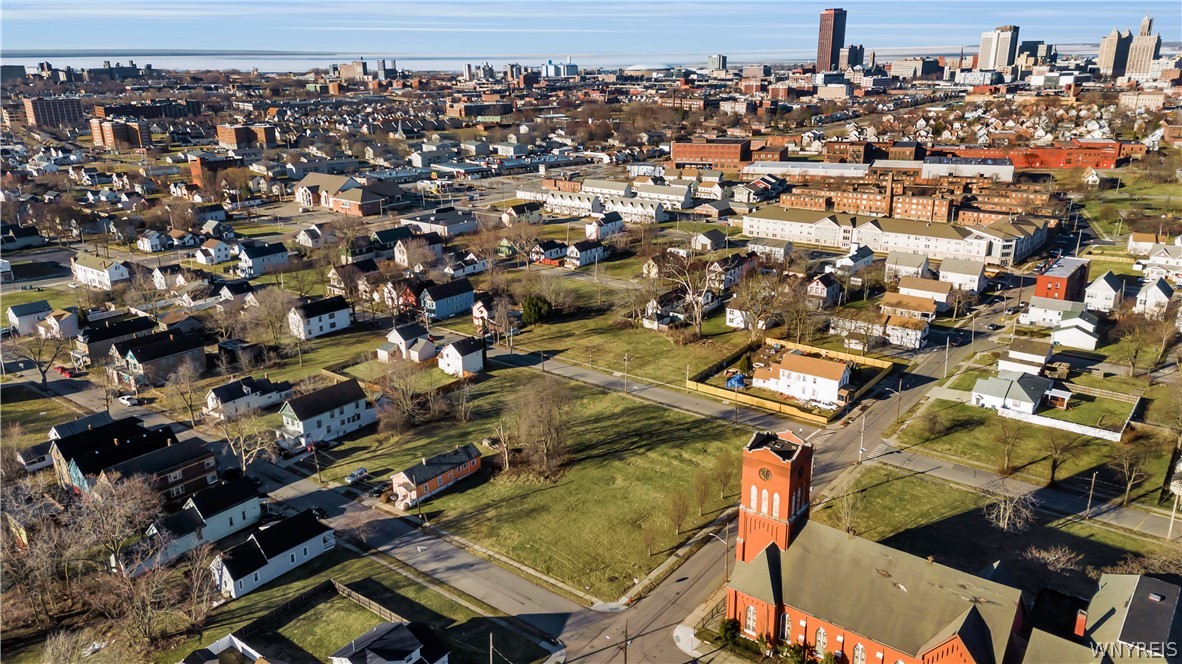 59 Peckham Street Buffalo, NY 14206 - Photo 9 of 23