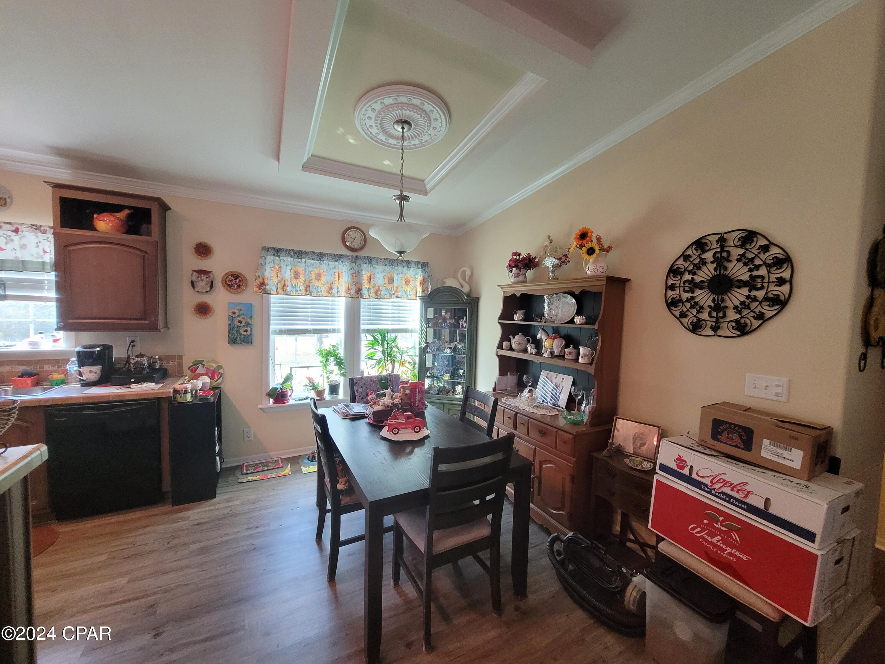 2110 Taylor Road Cottondale, FL 32431 - Photo 5 of 23