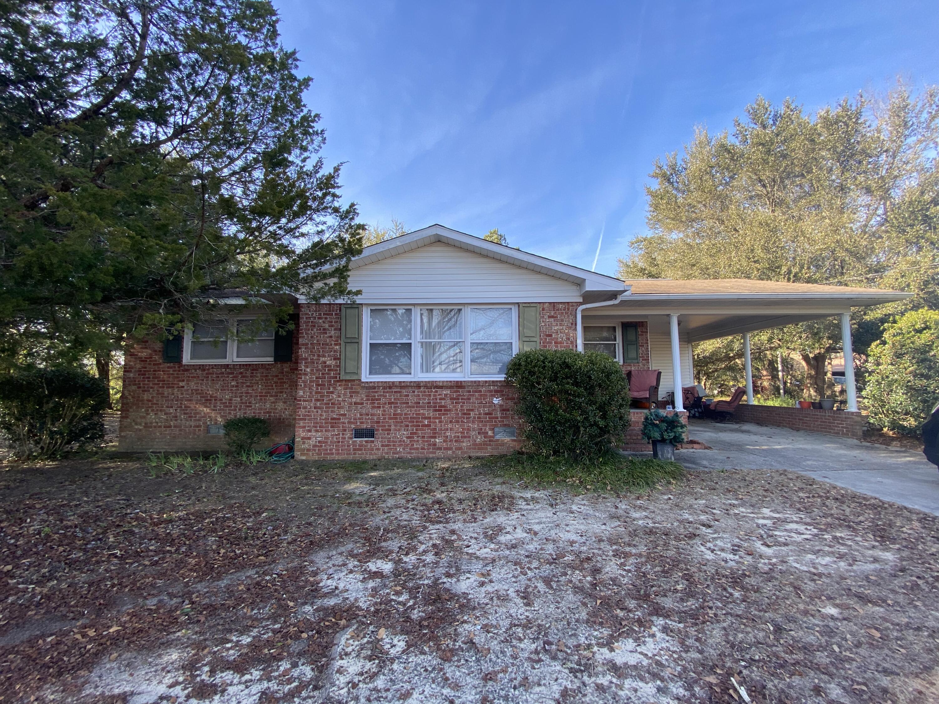7901 Bay Street Williston, SC 29853 - Photo 2 of 11