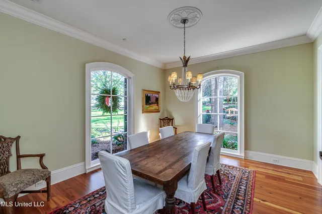 $970,000 | 338 Hillview Drive, Ridgeland, MS 39157