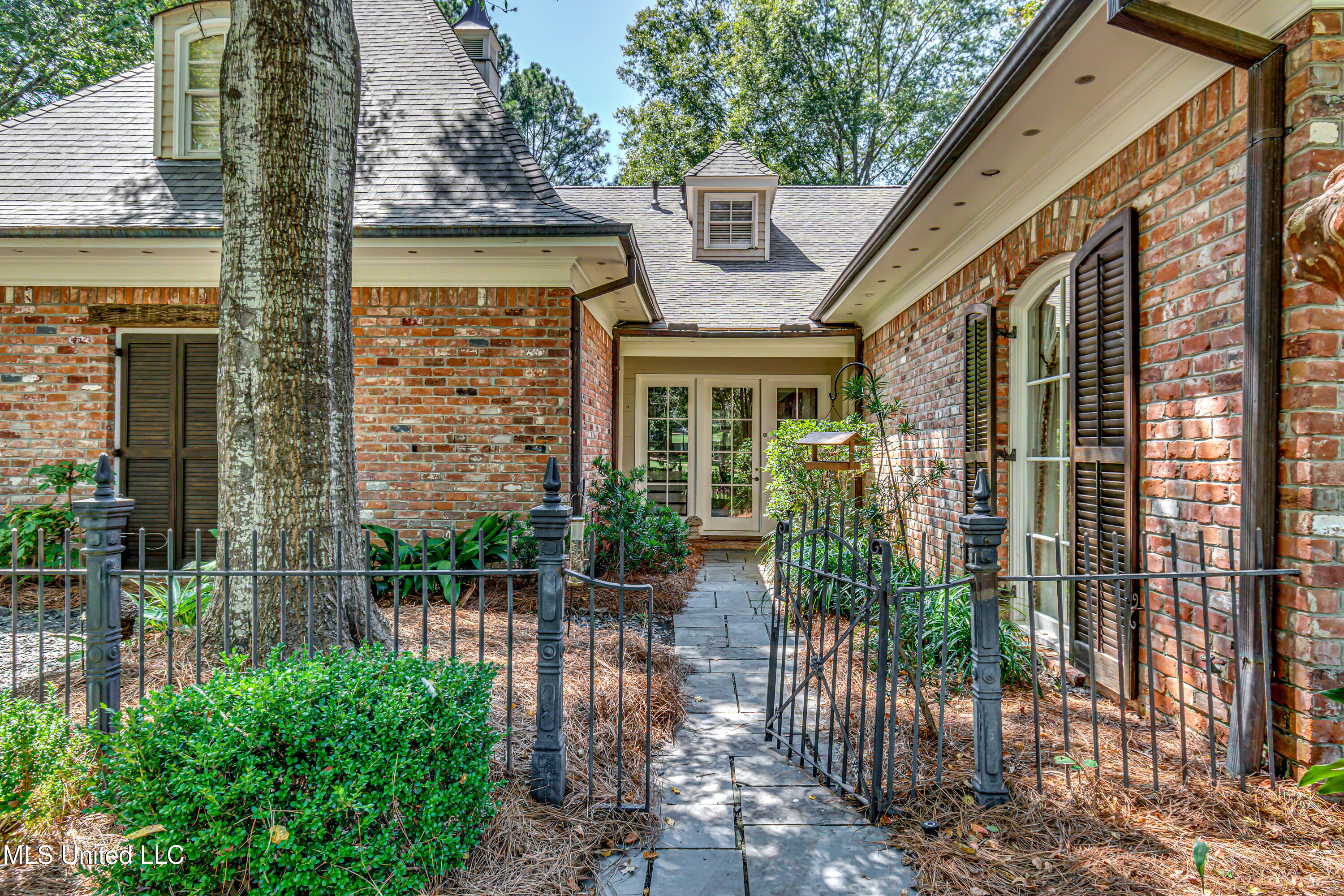 338 Hillview Drive Ridgeland, MS 39157 - Photo 10 of 76 338 Hillview Rd-10