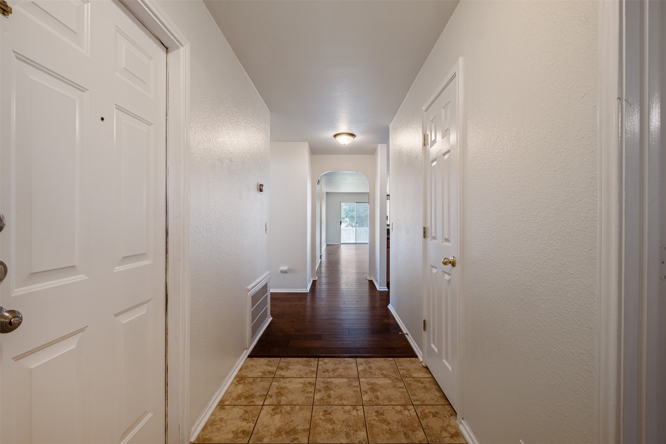 105 Pentire Way Hutto, TX 78634 - Photo 4 of 26