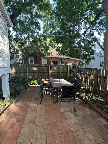 $1,195 | 312 South Ingersoll Street, Unit 1, Madison, WI 53703