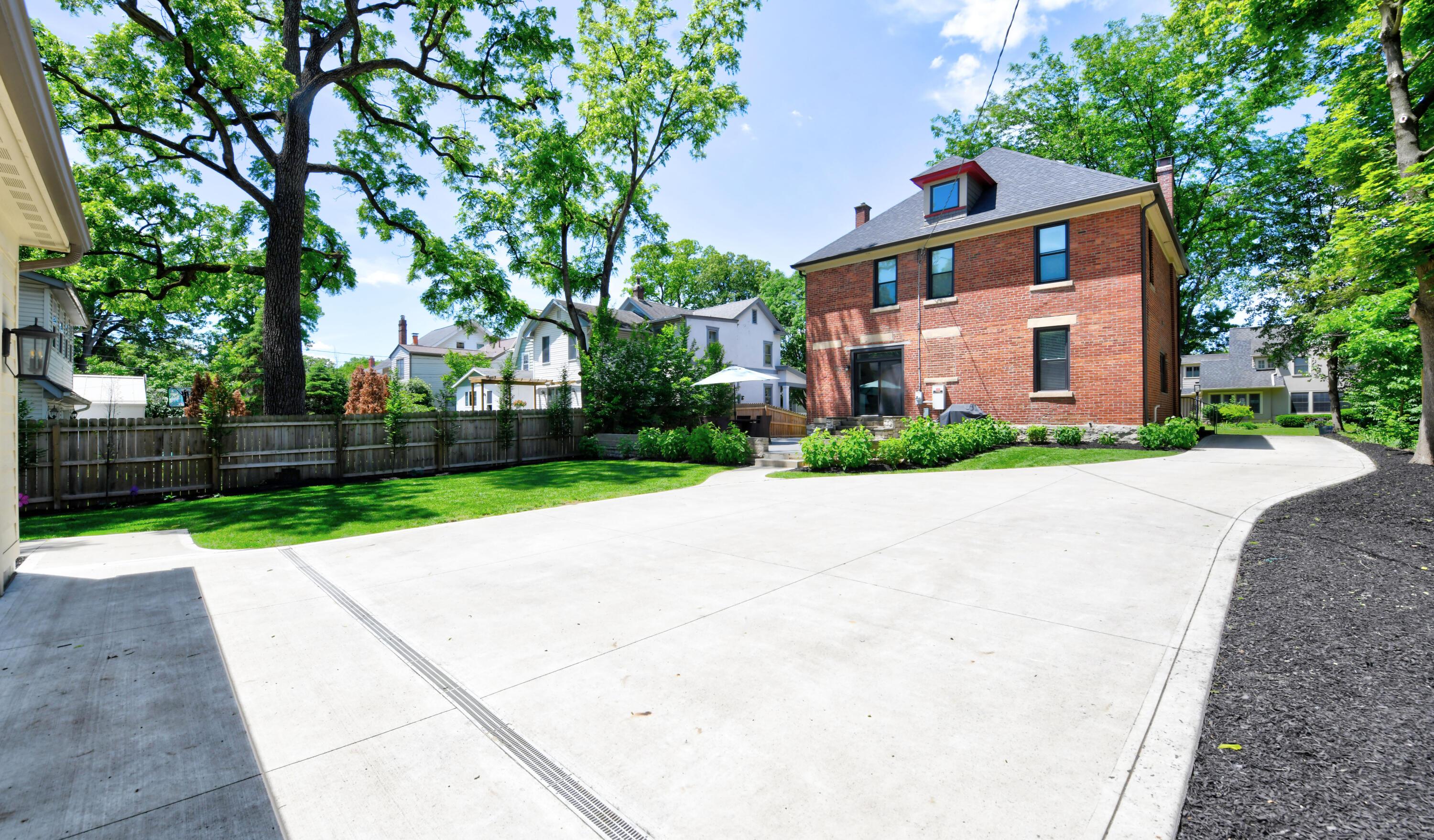 1346 Lincoln Road Columbus, OH 43212 - Photo 39 of 48 Back Exterior