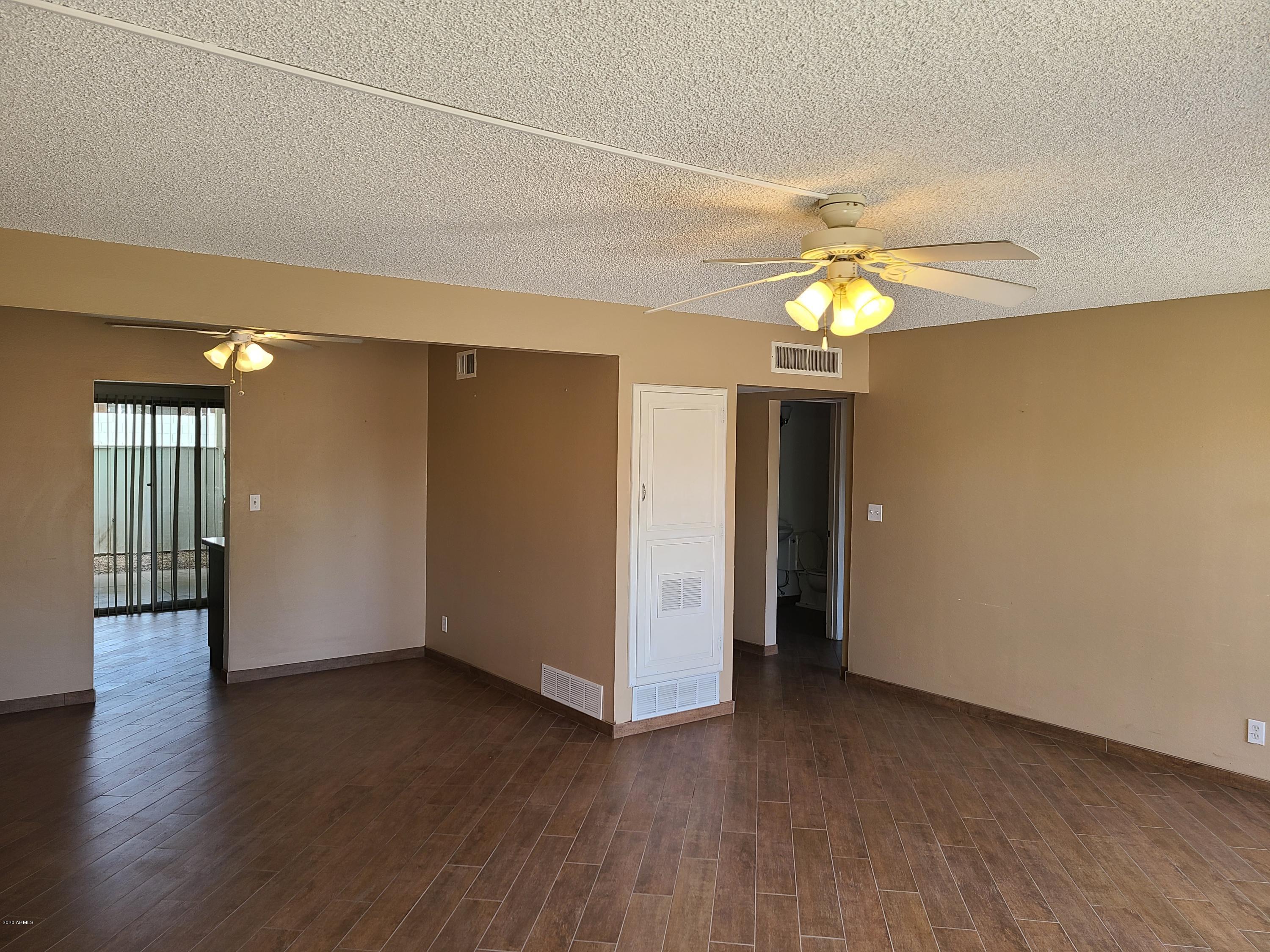 1030 East Bethany Home Road, Unit 2 Phoenix, AZ 85014 - Photo 5 of 22 Living & Dining